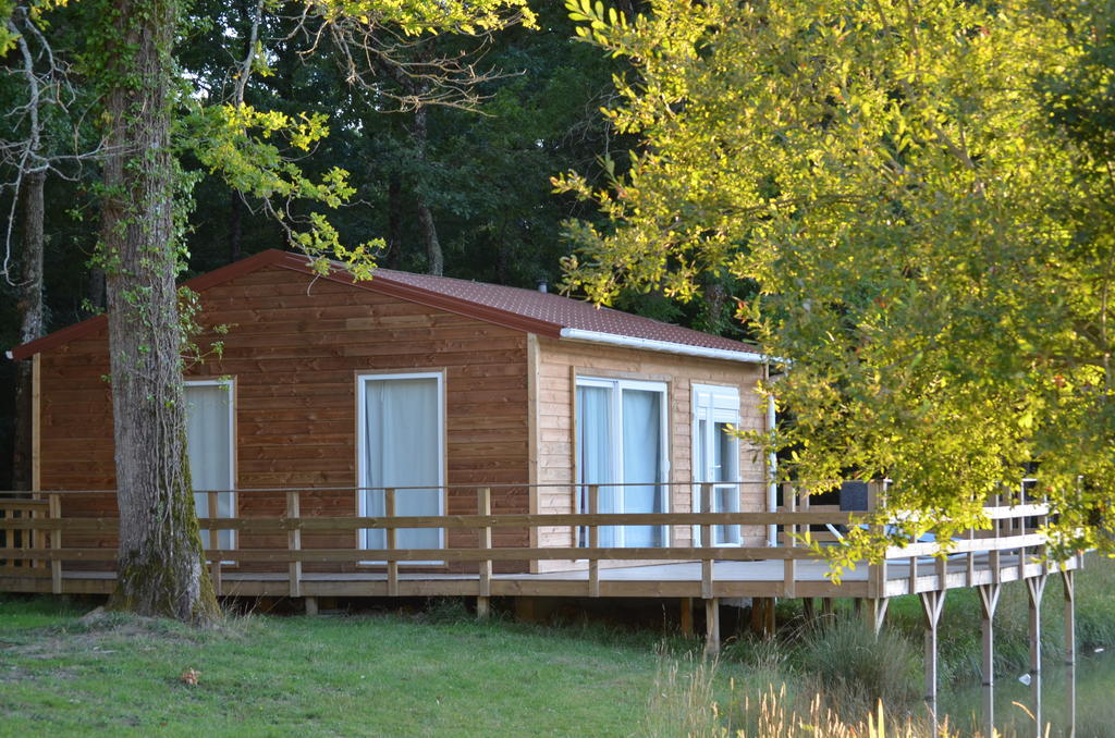 Chalet De La Heronniere Chef-Boutonne エクステリア 写真